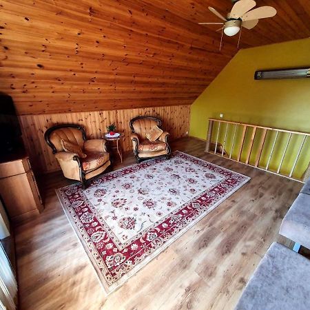 Brivdienu Maja Amrai Ventspils Kültér fotó
