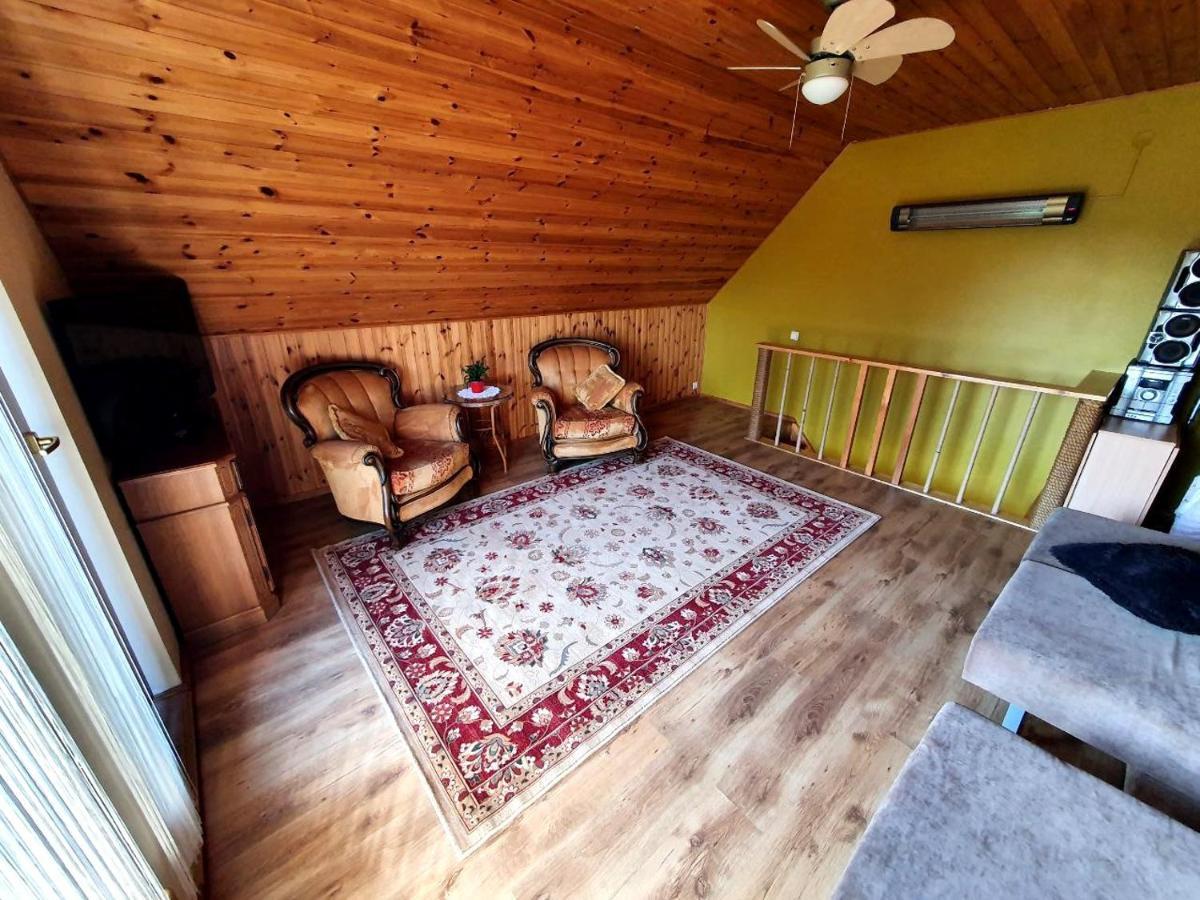 Brivdienu Maja Amrai Ventspils Kültér fotó