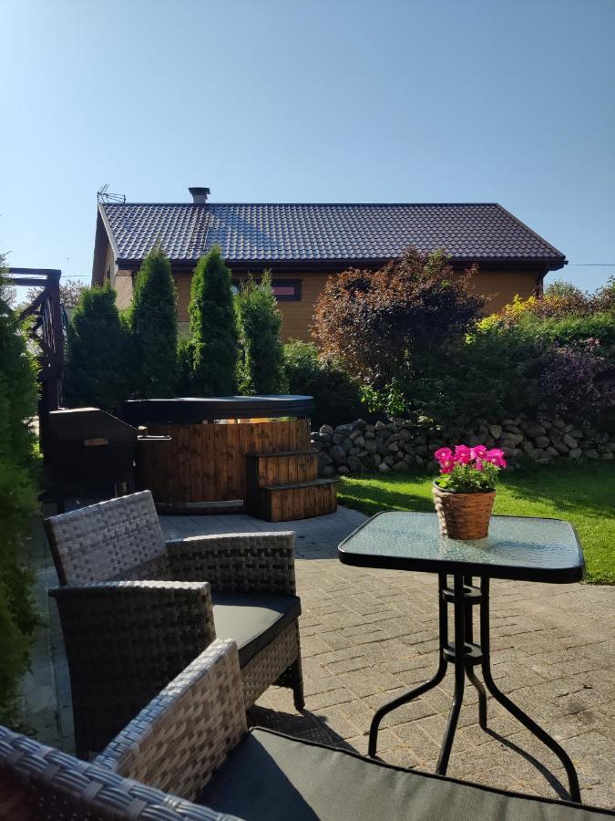 Brivdienu Maja Amrai Ventspils Kültér fotó